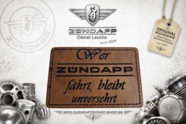 ZÜNDAPP Kunstleder-Patch „Wer Zündapp fährt, bleibt unversehrt“ · Braun · Lasergraviert · Zum Aufbügeln